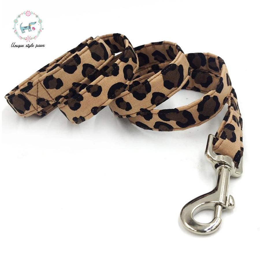 The leopard print dog collar and leash set with bow tie